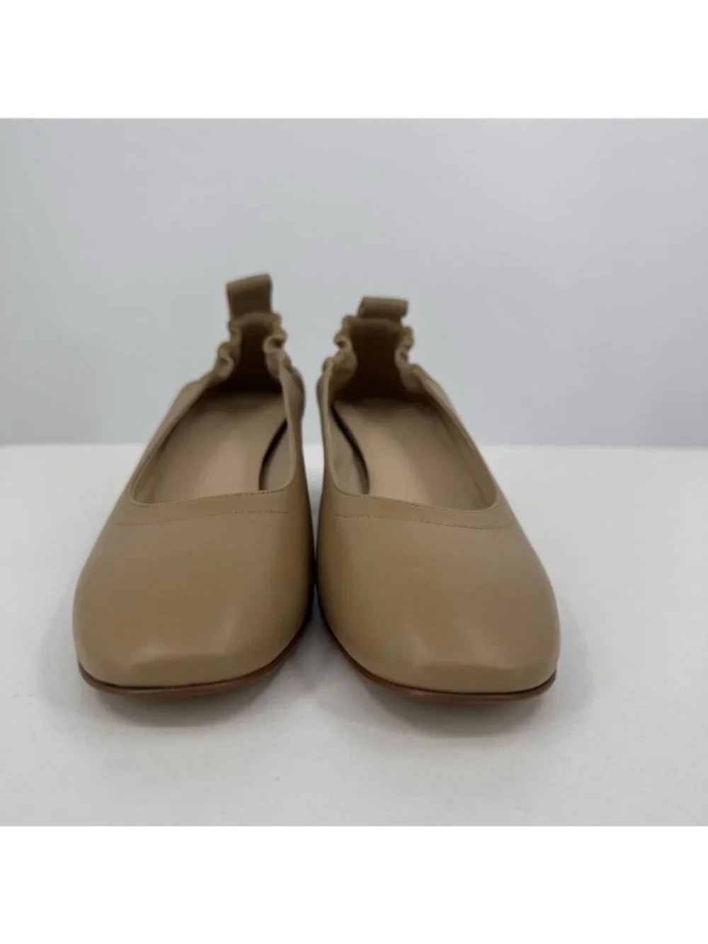 Everlane Italian Leather Day Heel Light Taupe 6.5 Women's Elastic Back Comfort